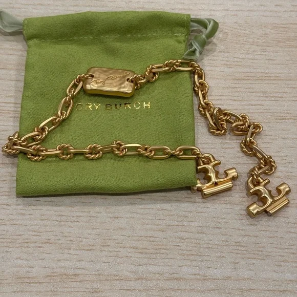 Tory Burch Gold-Tone Hammered Rectangular Pendant Necklace - Picture 3 of 3